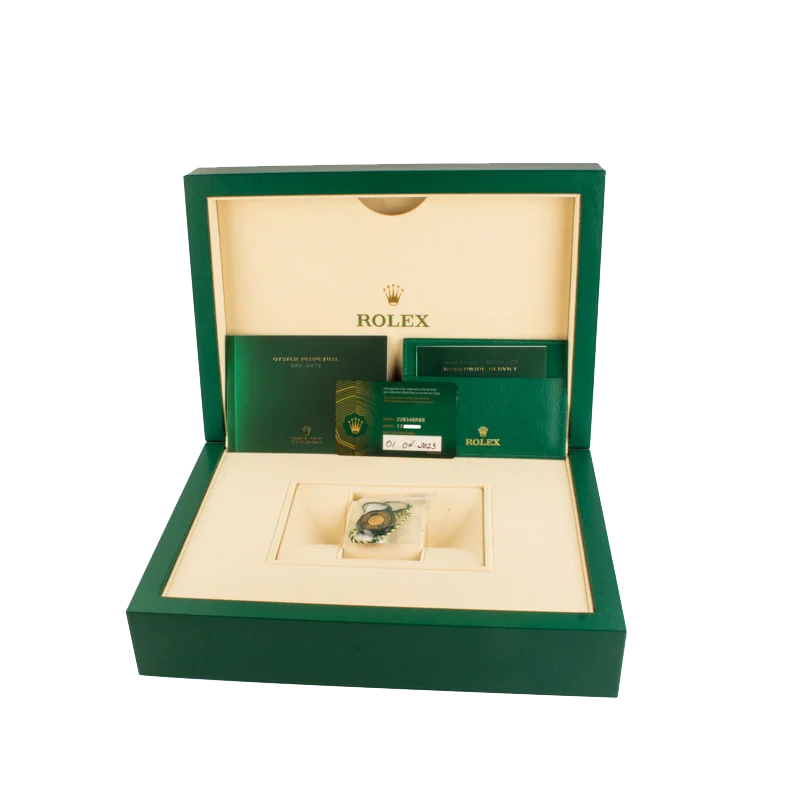 Day-Date 40 228348RBR Yellow Gold Diamond Bezel Champagne Roman Dial