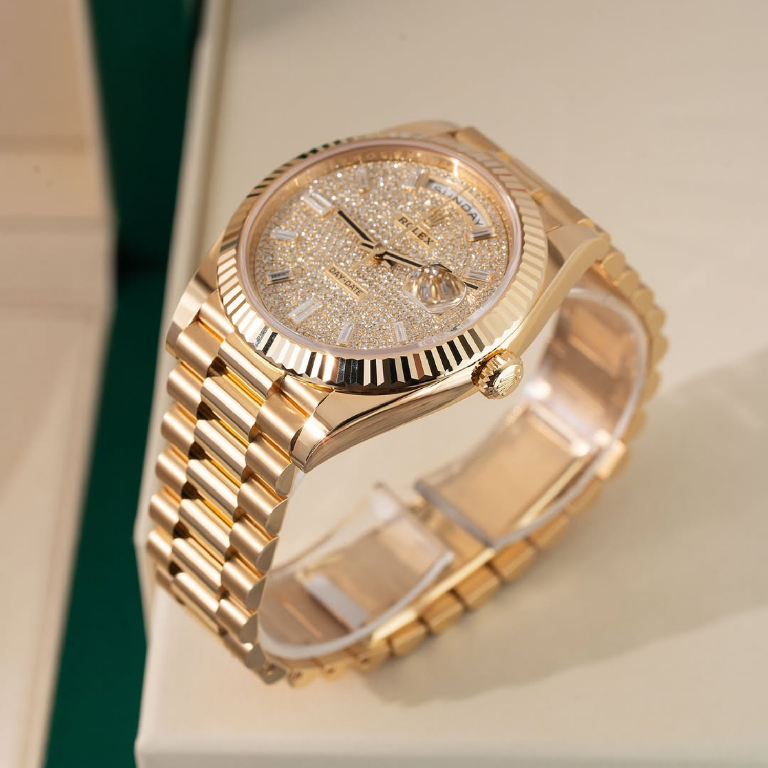 Day-Date 40 President Yellow Gold Diamond Paved Dial 228238-0054