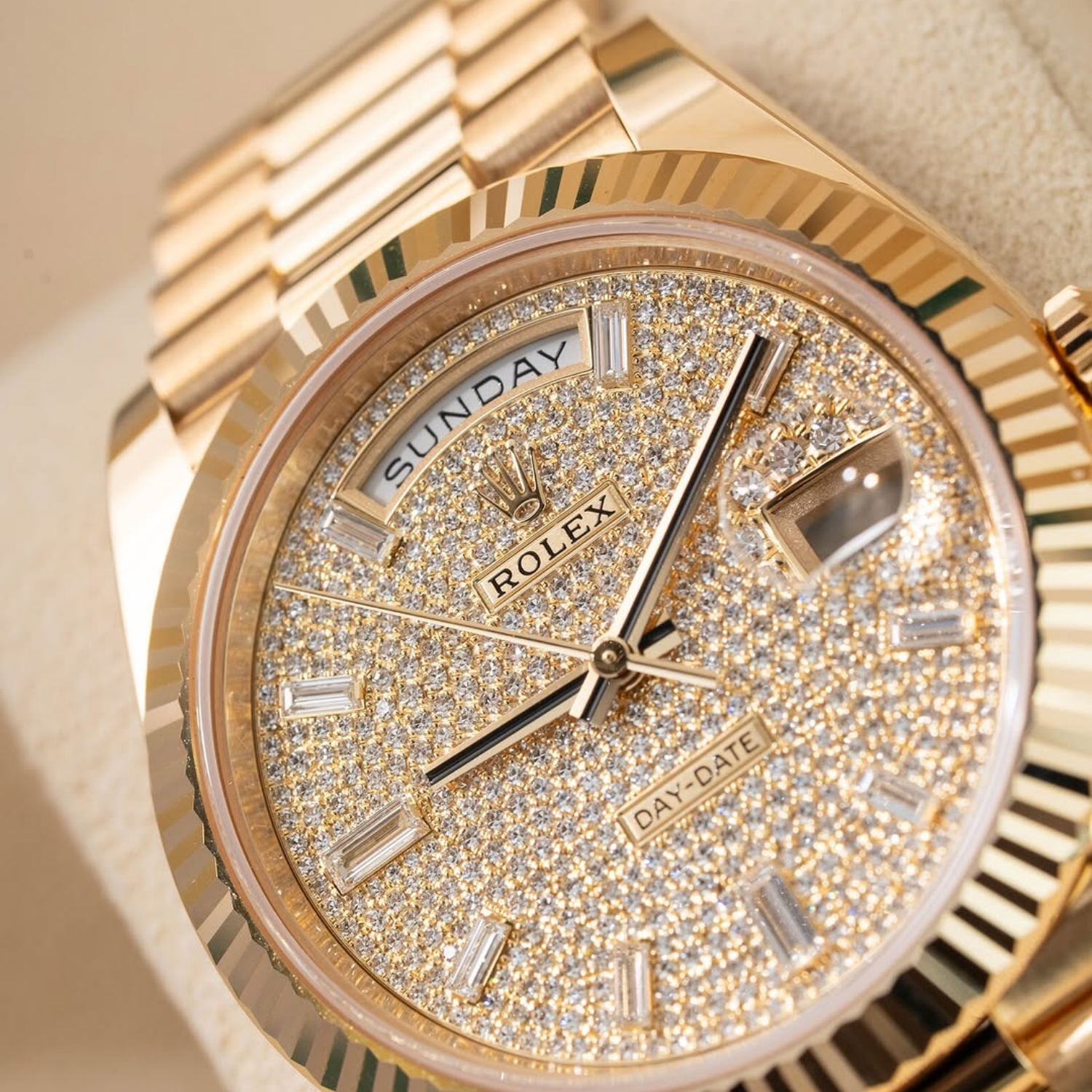 Day-Date 40 President Yellow Gold Diamond Paved Dial 228238-0054