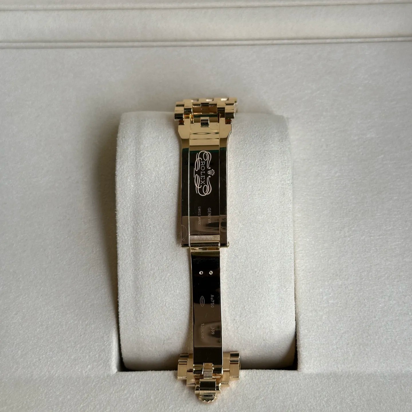 Perpetual 1908 39mm Yellow Gold Intense Black Dial m52508-0007