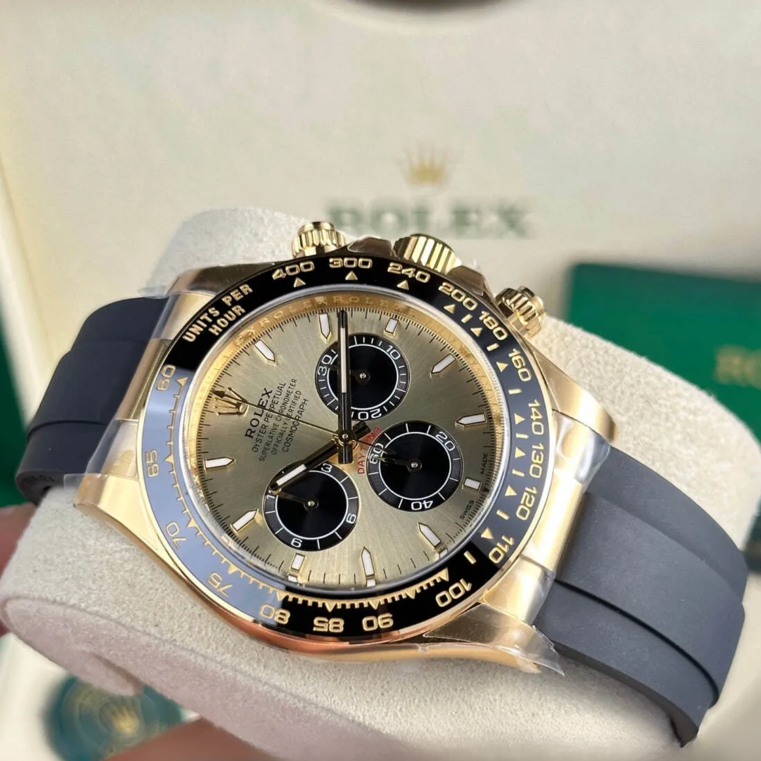 Daytona 40mm Pikachu Yellow Gold Champagne Black Dial 126518LN