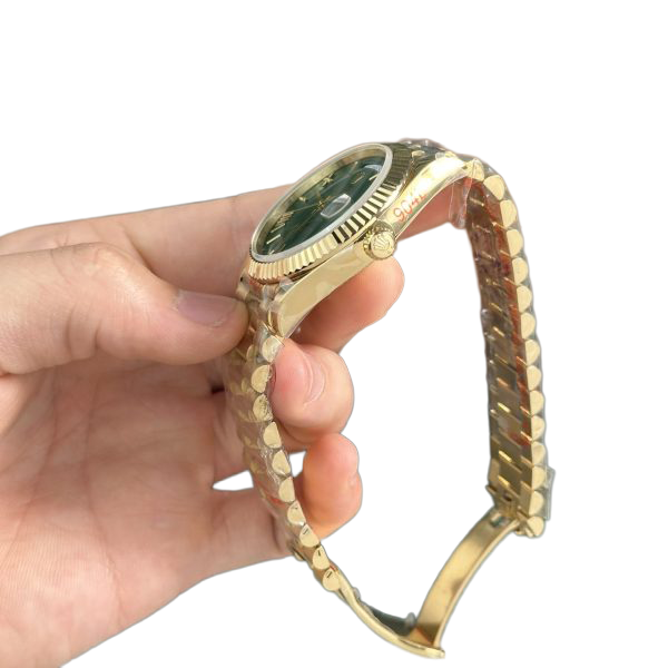 Day-Date 40mm Green Roman Yellow Gold 228238