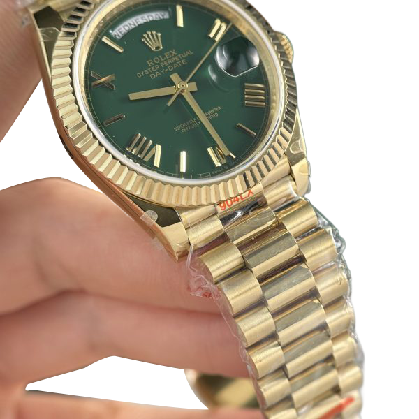 Day-Date 40mm Green Roman Yellow Gold 228238