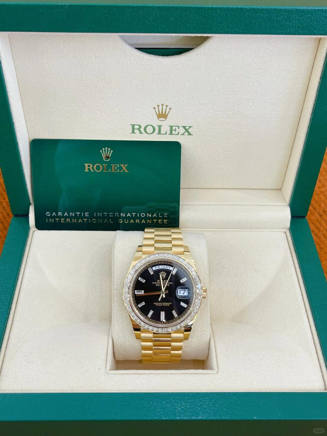 Day-Date 40mm Yellow Gold Onyx Baguette Diamond Dial Baguette Bezel m228398tbr-0001