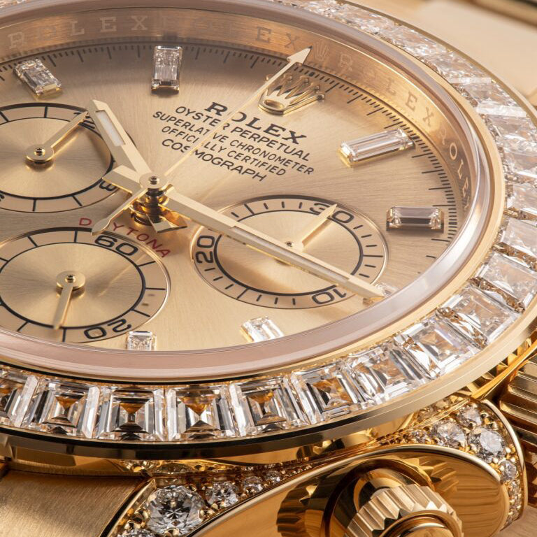 Daytona 18K Yellow Gold Gold Sundust Dial Diamond Bezel Oyster Bracelet 40 mm 126598TBR
