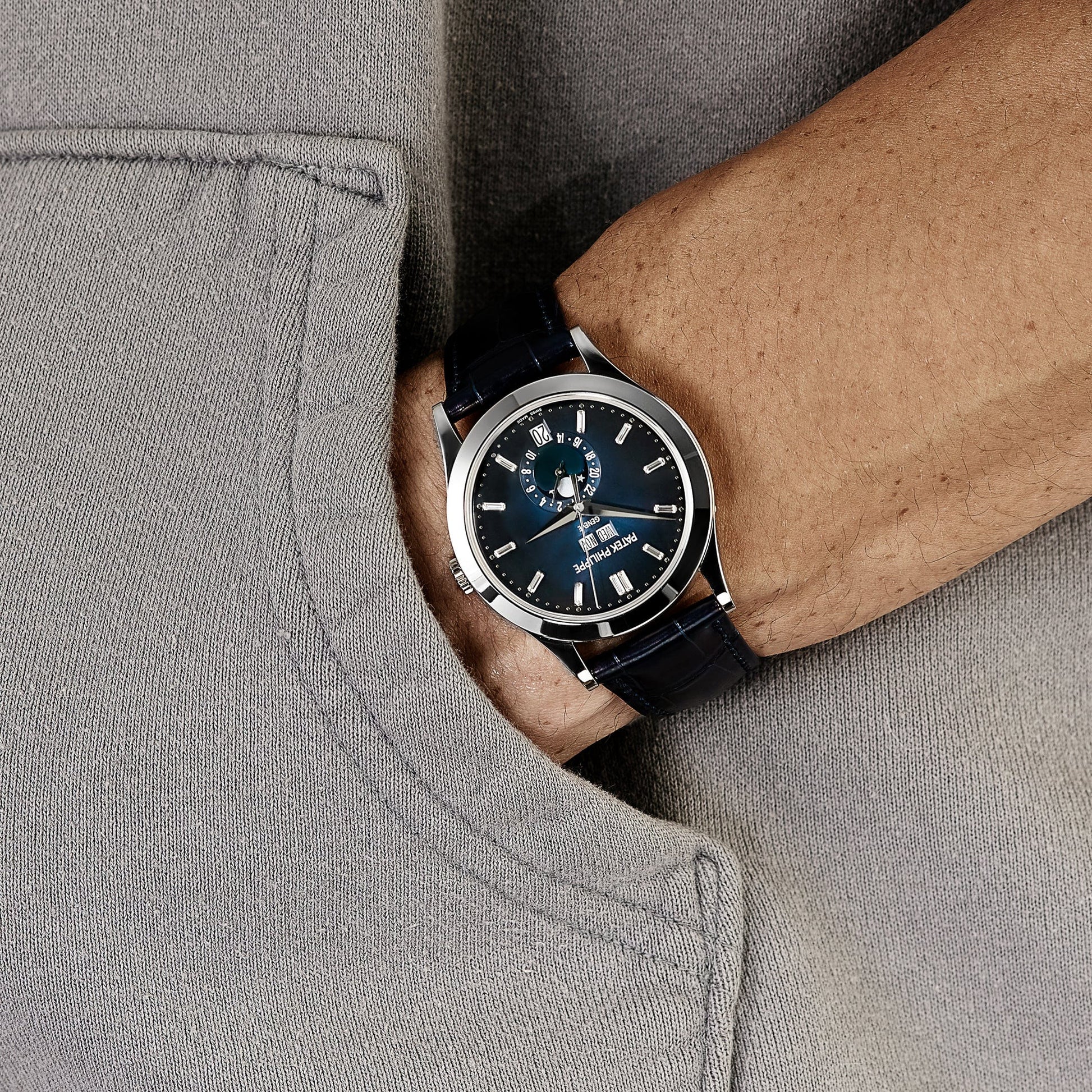Complications 39mm 5396G-017 Annual Calendar Moon Phases White Gold Blue Dial